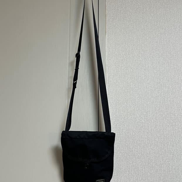 요시다포터 프레임 숄더백 블랙