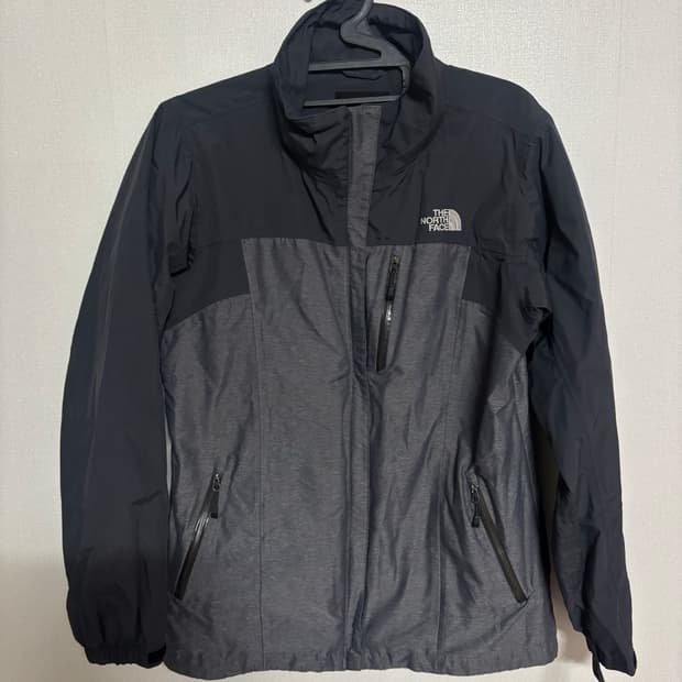 노스페이스 바람막이(여90-95)