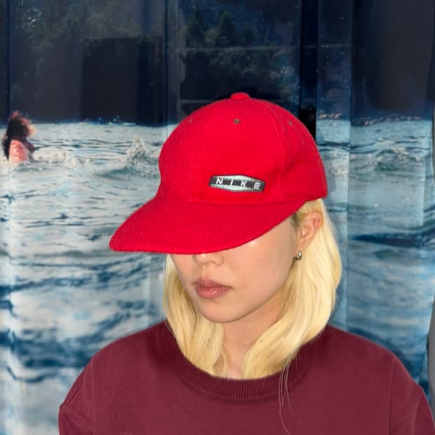 old nike cap