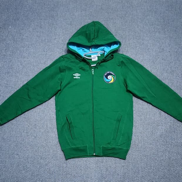 엄브로 뉴욕코스모스 후드집업