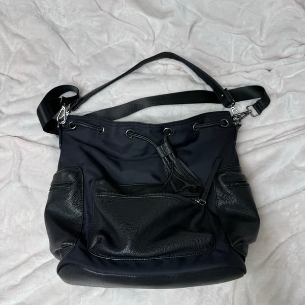 아쿠비클럽 테슬웨이백