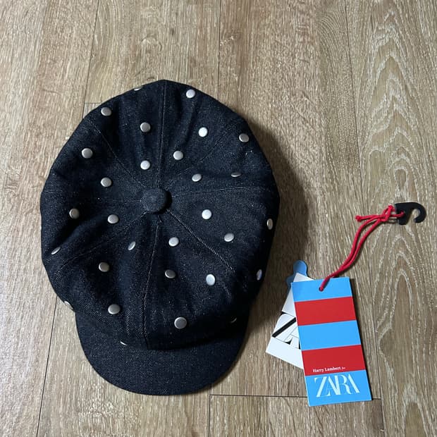 자라 해리램버트 스터드 캡