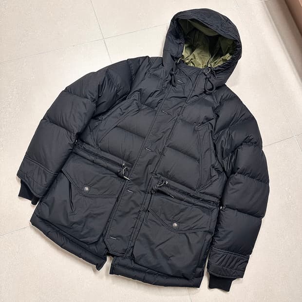 이스트로그 유틸리티 블랙 M