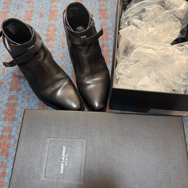 생로랑 부츠