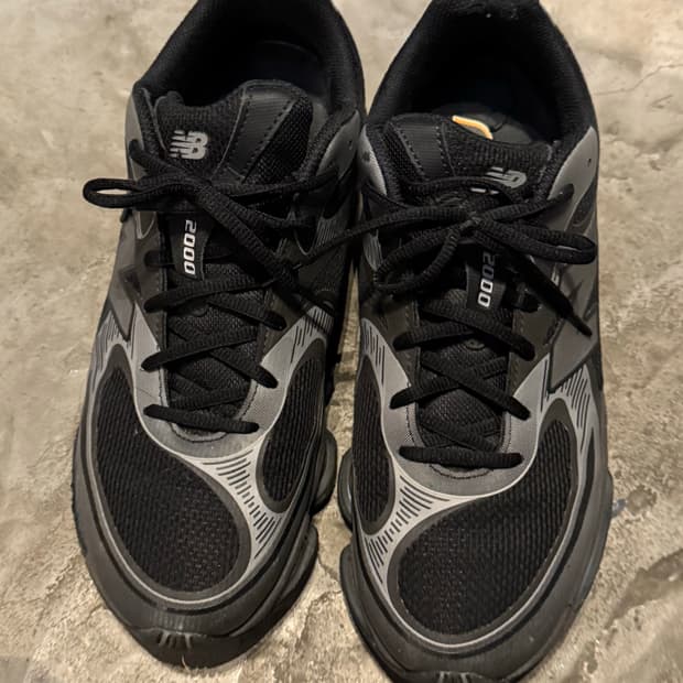 New Balance 뉴발란스 2000 블랙 / 285