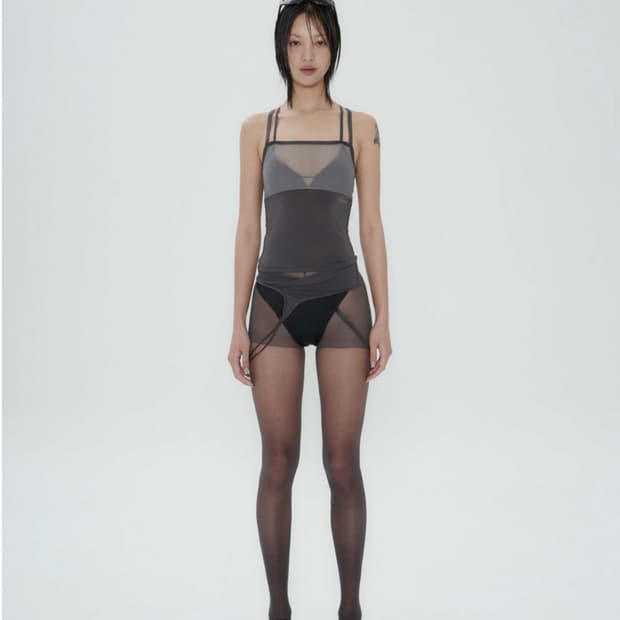 새상품 오호스 더블 스트랩 캐미솔 블랙