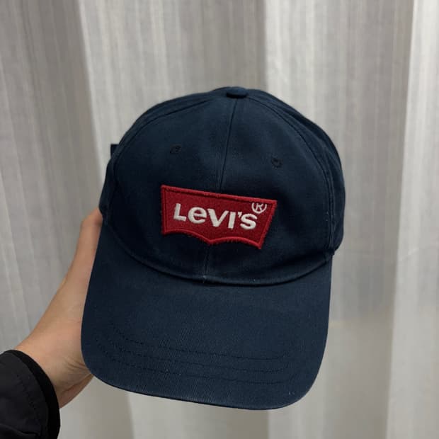 리바이스 빈티지 배트윙 로고 볼캡 모자