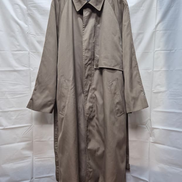 크리스찬 디올 트렌치코트