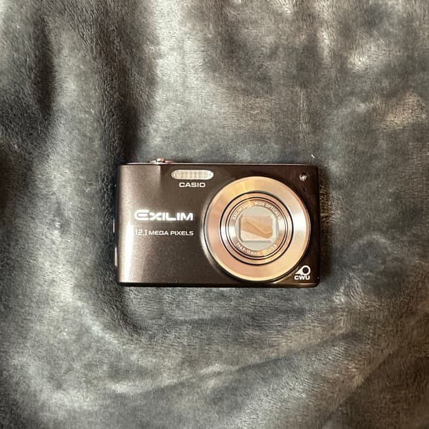 카시오 엑슬림 z400 디카/디지털카메라