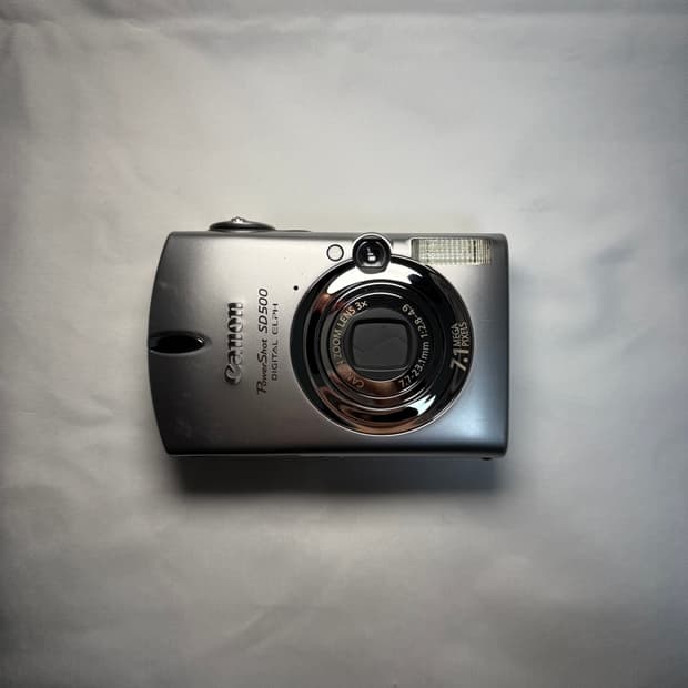 캐논 IXUS 700 / IXY 600 / SD 500