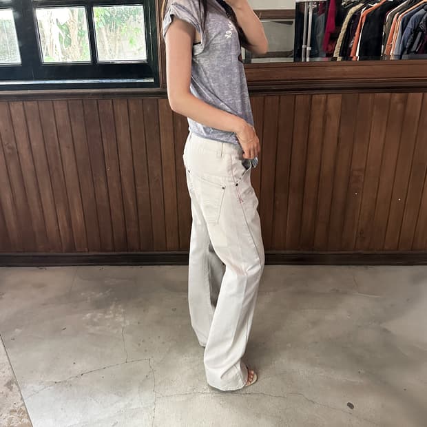 LEVI'S engineered white w30