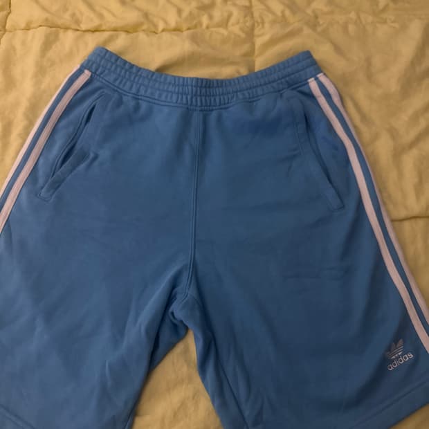 아디다스 반바지