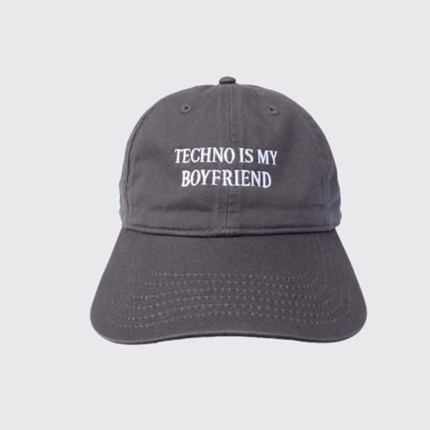 IDEA TECHNO IS MY BOYFRIEND HAT CHARCOAL