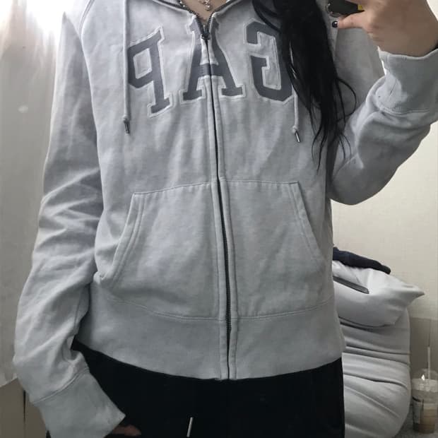 갭 연그레이 후드집업