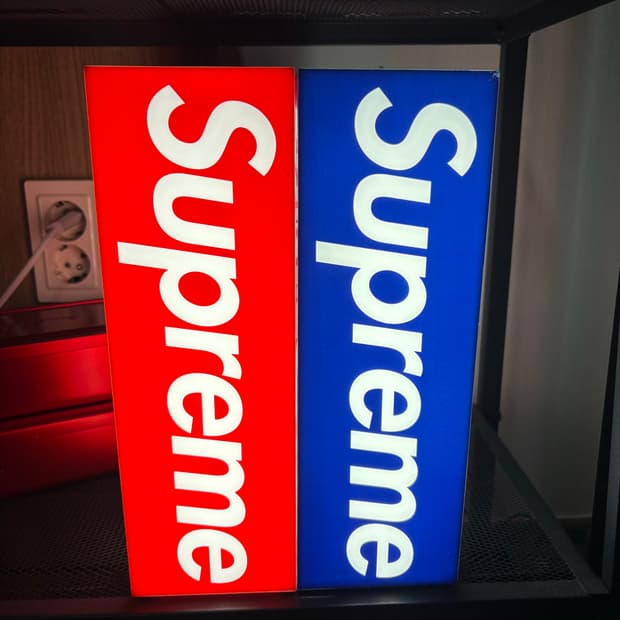 슈프림 23FW 박스로고 램프 레드,블루 국내정발x