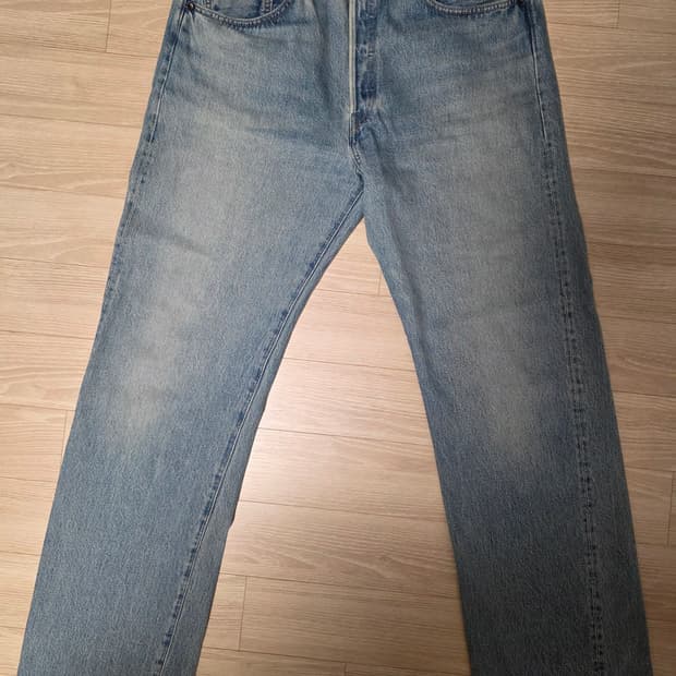 LVC 55501 블랙잭 34/32 팝니다