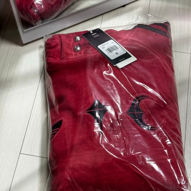 떠그 아디다스 S