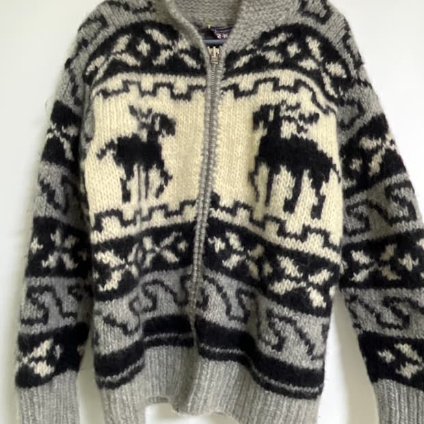 노르딕 사슴 니트집업