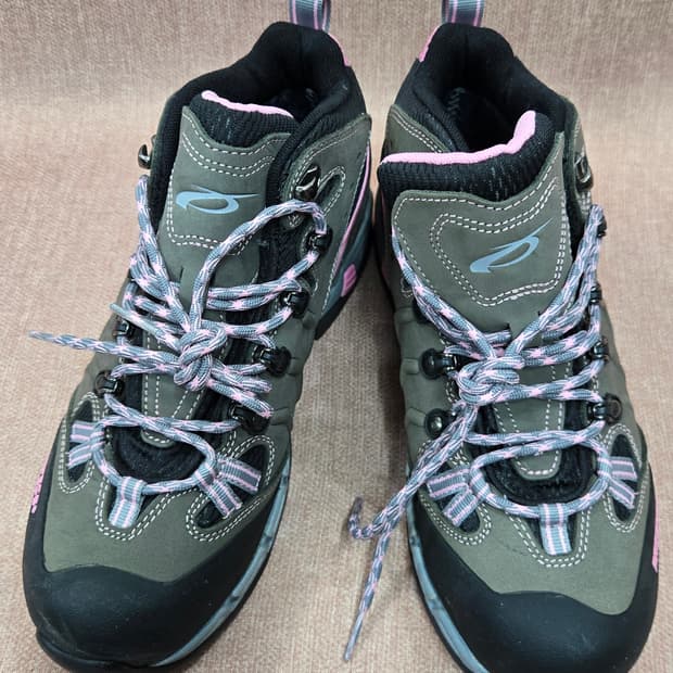프로스펙스 새상품 250mm- 고어텍스  여성등산화 트레킹화 워킹화