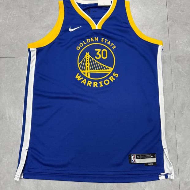 나이키 커리 미사용