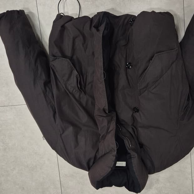 르메르 후드 푸퍼 48