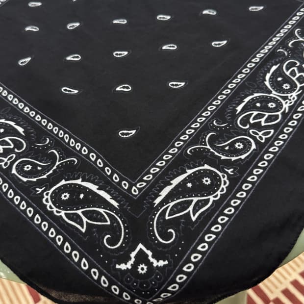 VINTAGE ACC BANDANA