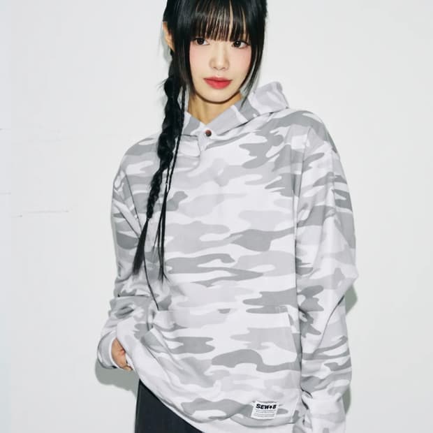 쏘비 버튼 카모 후드 세미오버 화이트