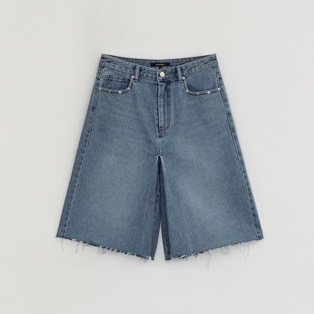 DIAGONAL Denim Bermuda Pants
