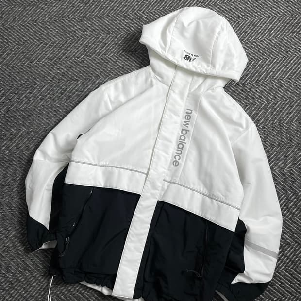 뉴발란스 리플렉티브 리버시블 플리스 배색 점퍼 y 4578