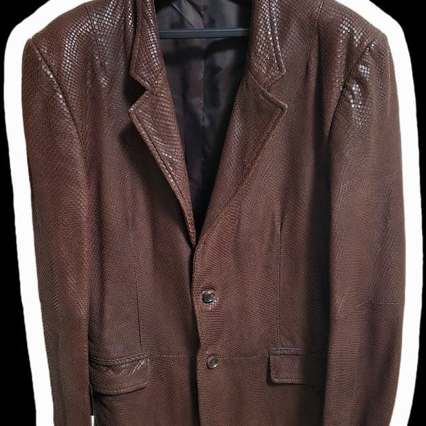 ck calvin klein 남성 양가죽 악어 패턴 블레이저