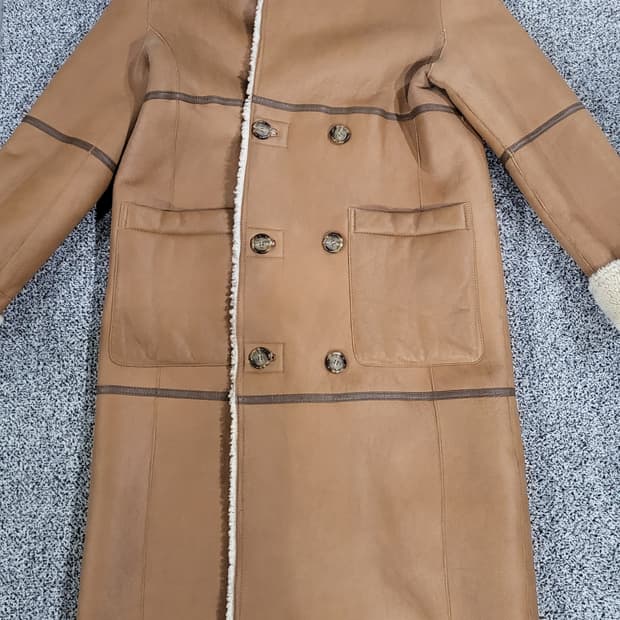 인스턴트펑크(InstantFunk) 무스탕 코트