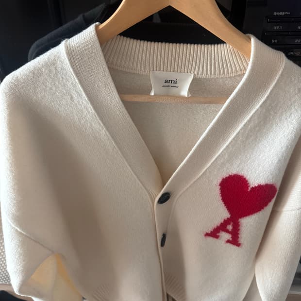 [L]아미 빅하트 로고 인타르시아 가디건 판매