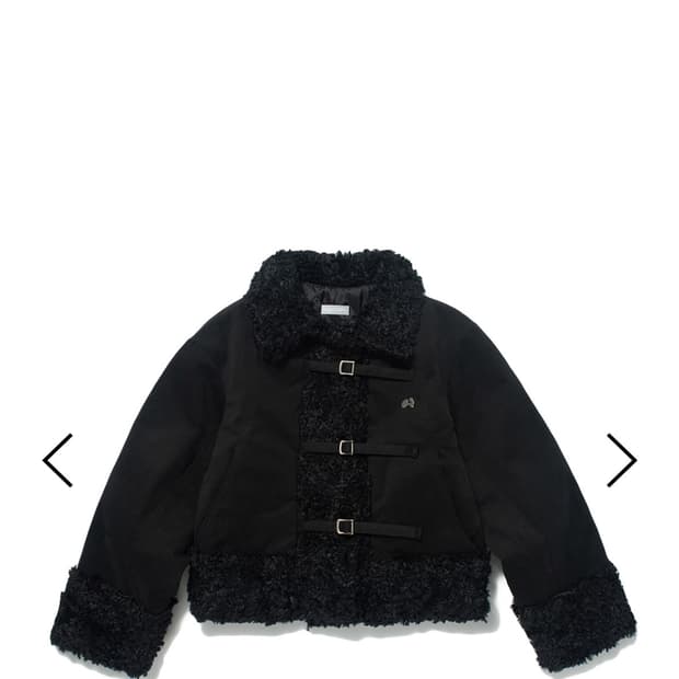 허그유어스킨 무스탕