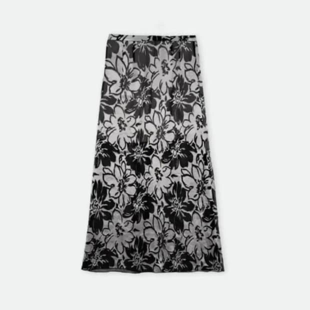 COLOCYNTH) BOUAUET LILY LONG SKIRT BLACK