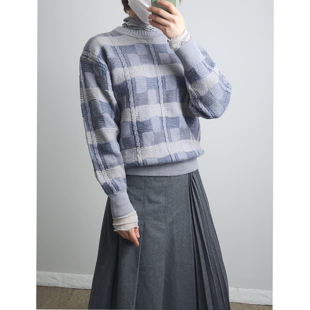 스퀘어 꼬임 니트