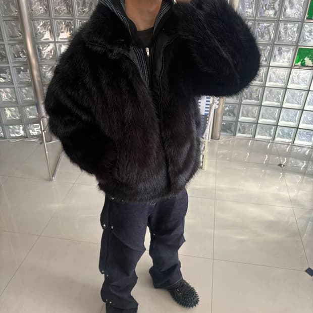 FAKE FUR BLOUS 혼합 인조 모피 블라우스