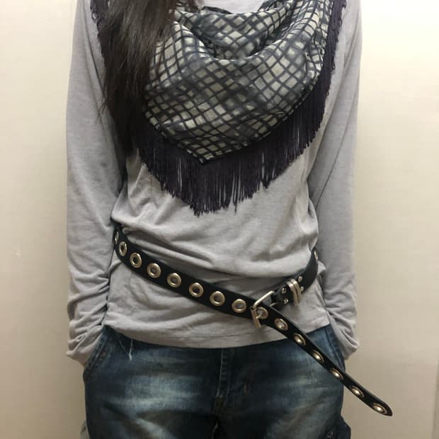 빈티지 그레이 태슬 티셔츠