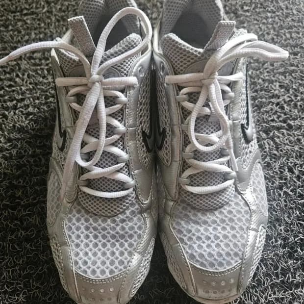 나이키 에어 줌 스피리돈 케이지 2 메탈릭 실버