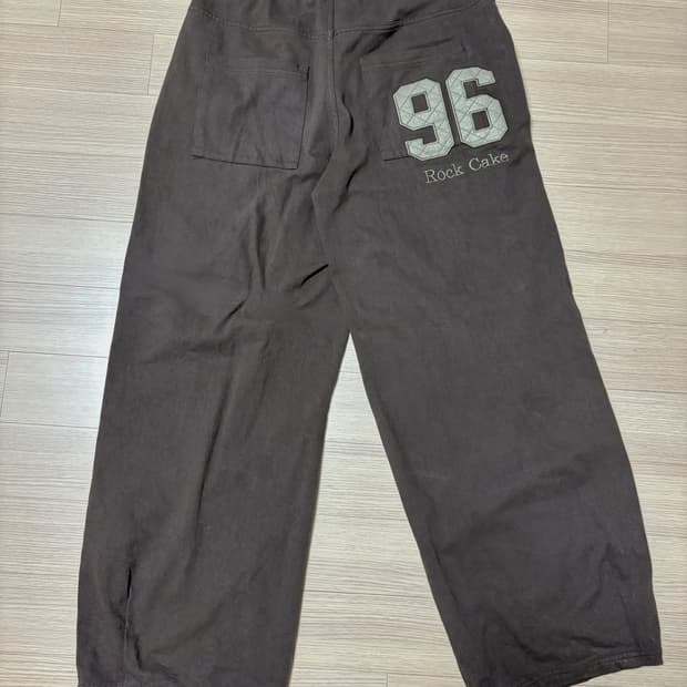 락케이크 96 Applique Pants