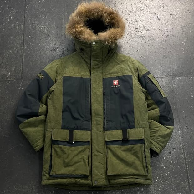 100 블랙야크 익스트림 피크 라쿤 패딩 