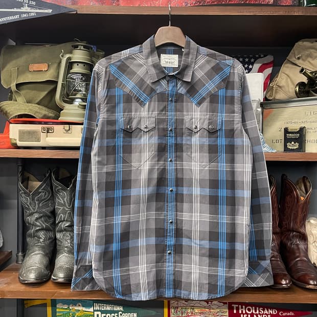 00s 리바이스 웨스턴 펄 스냅 체크 포켓 셔츠 N210