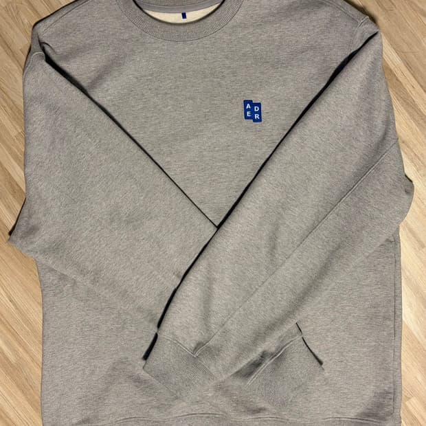 아더에러 시그니피컨트 맨투맨 XL 110