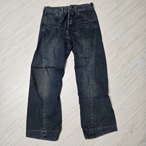 리바이스 10th 엔지니어드진