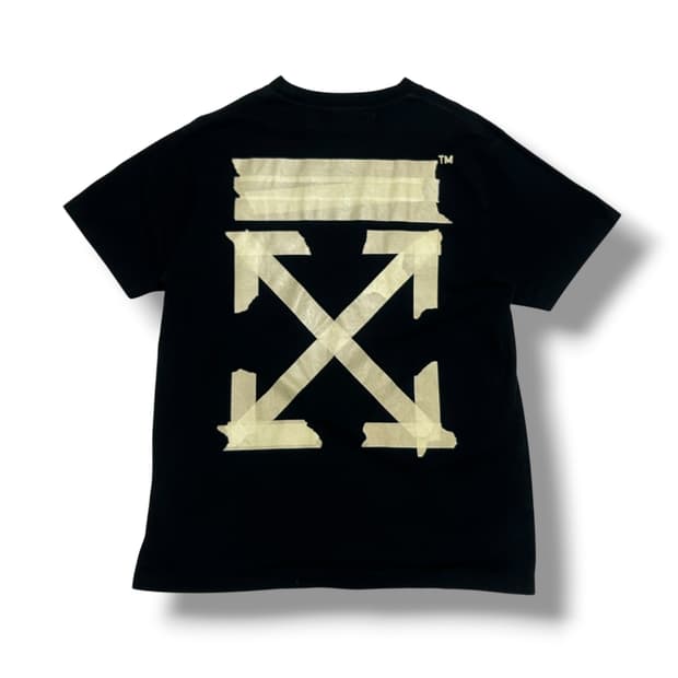 Off White 20 s/s 테이프 애로우 오버핏 블랙 반팔티