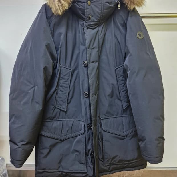 몽클레어 리버 패딩