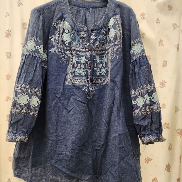 (지구샵)  7부 소매 청히피 블라우스 