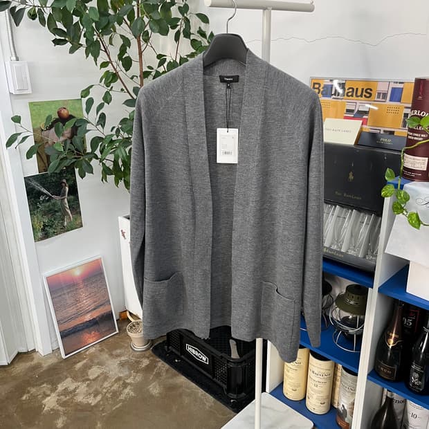 띠어리 남성 울 가디건 새상품 M