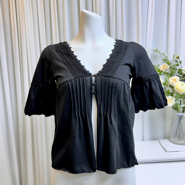 레이스 핀턱 가디건