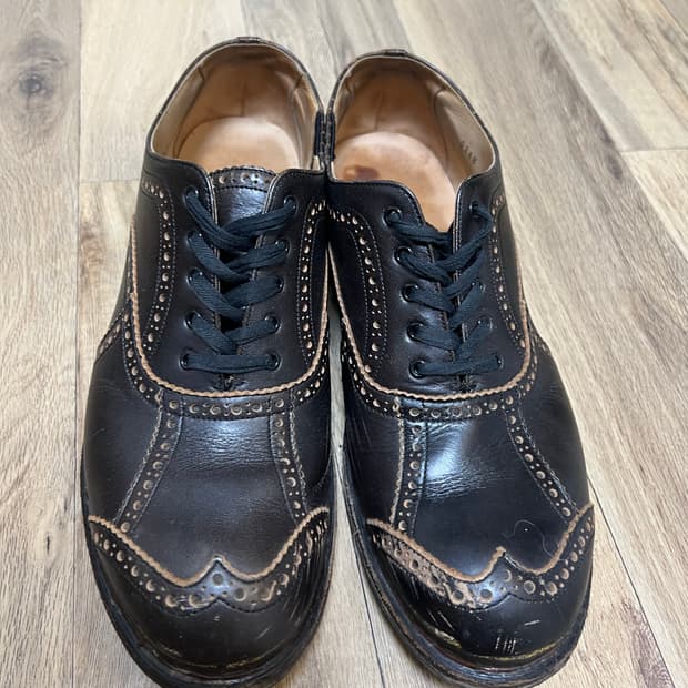 솔로이스트 윙팁 구두 270