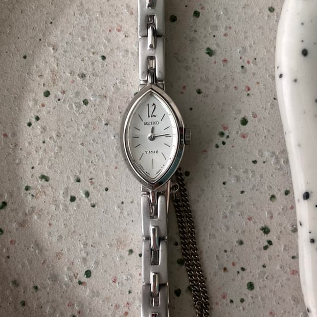 Seiko 세이코 tisse 티세 오벌 체인 쿼츠